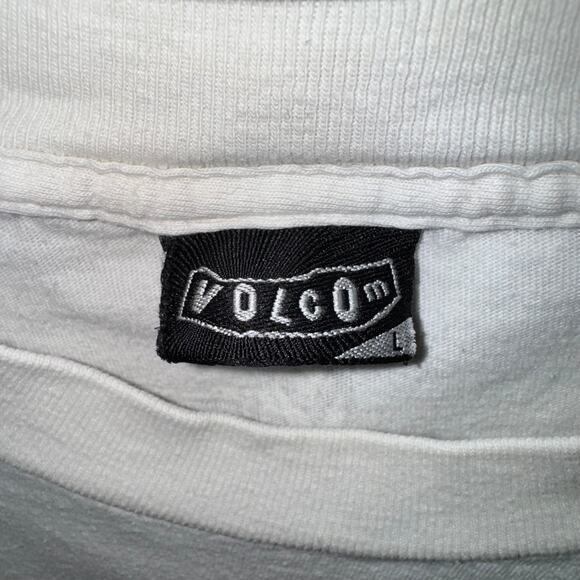 Vintage Y2K Volcom rocker guitar drawing doodle 00s t-shirt - Picture 3 of 4